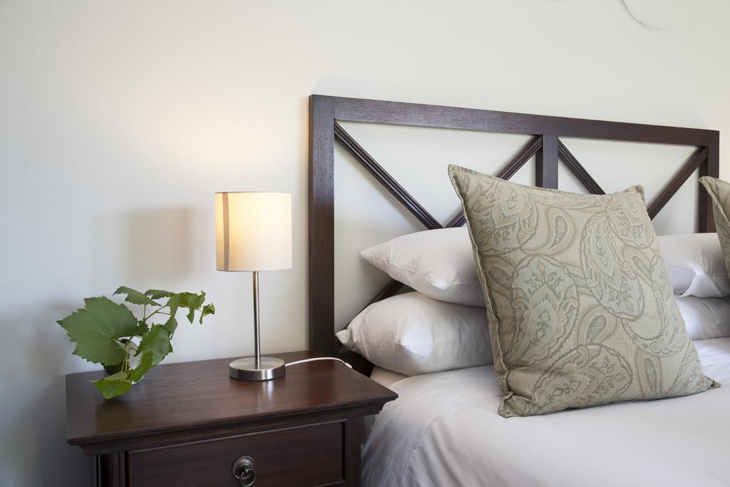 Keren'S Vine Guesthouse Stellenbosch Eksteriør bilde